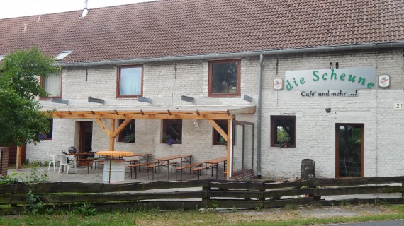 Terrasse mit Grillplatz