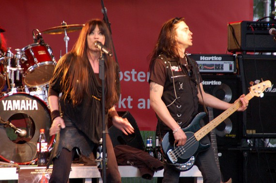 Jutta freut sich auf die Gesangstalente