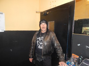 Achim aus Stade macht für uns die Tür.