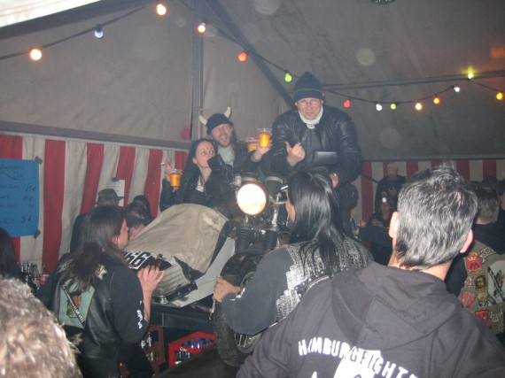 Auf der Winter-Party des Brenner MC 83 ging die Post ab.