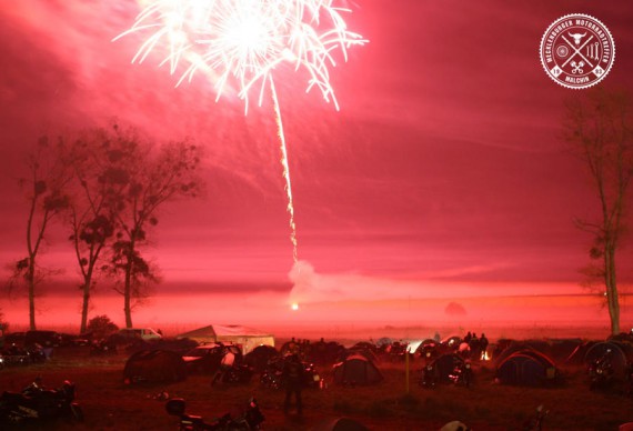 Logen gibt es auczh ein tolles Feuerwerk!