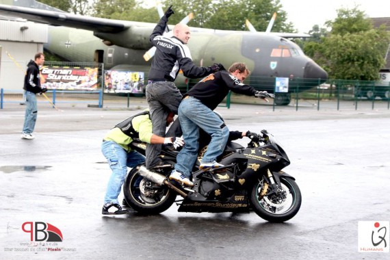Stuntvorführungen kommen stets gut an!