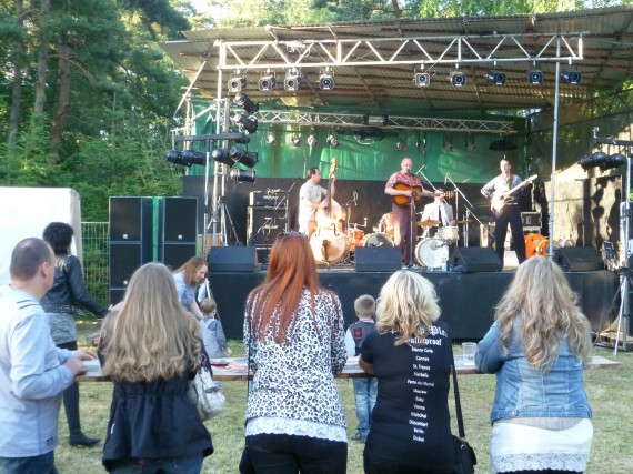 Eddy & The Backfires waren als Opener eine gute Wahl!