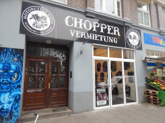 Die Choppervermietung Hamburg liegt direkt in der Davidstraße auf dem Kiez!