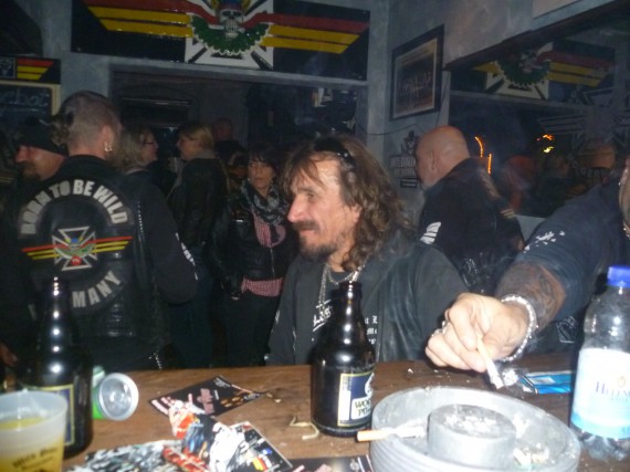Mit Hobbit, ein Aktivposten im Rockerportal, hatte ich nen echt guten Talk!
