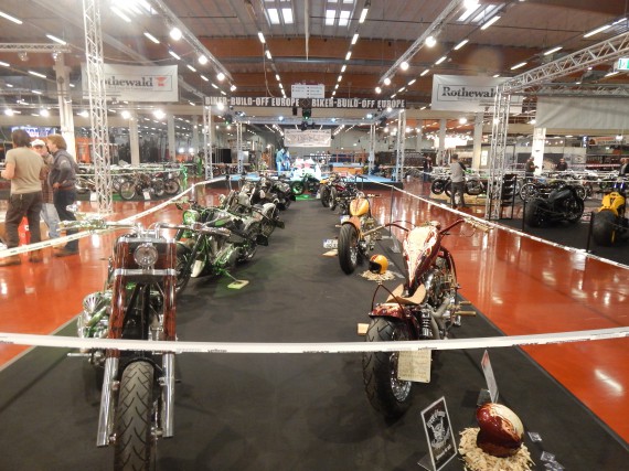 Vor der offiziellen Eröffnung konnte ich mich in aller Ruhe umsehen! Über 800 Bikes wurden präsentiert!