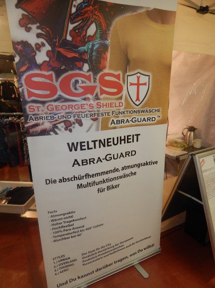 Viele biker finden Protektoren und Leder-Kombis uncool. Mit dem Produkt Abra Guard könnte sich hier eine Alternative auftun!