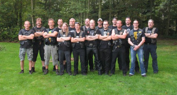 Nachdem man zwischenzeitlich auf nur vier Member runter war, präsentiert man sich heute mit deutlich mehr Manpower!