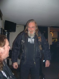 Das Gespenst? Nee, mein Macker Shovel Jürgen!