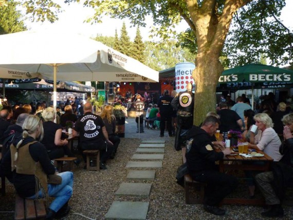 Emde gut, alles gut. Schlussendlich war die bude richtig gut voll!