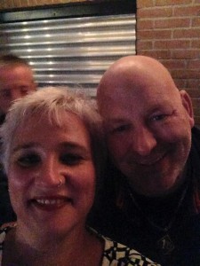 Daphne, Ronalds Lady, und ich. Lächeln geht noch!