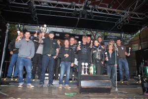 Es gibt ohne ende Pokale, was die Gewinner Jahr für Jahr abfeiern lässt.