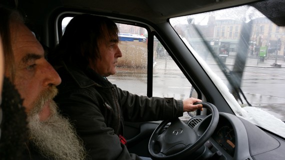 Streetworker Jonas ist seit 19 jahren für die Obdachlosen aktiv und kämpft regelmäßig um seine Planstelle.