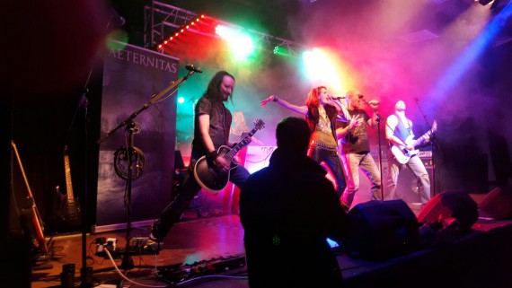 Aeternitas haben Spaß gemacht. Sie wirkten auch auf der CD von Gentility mit! 