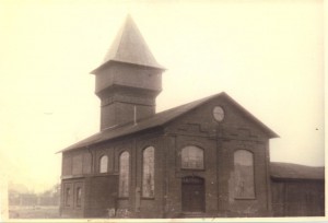 Ein Bild aus alten Tagen. Die heutige Eisenhütte hat sich den nostalgischen Charme erhalten!