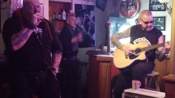 Werner ( Mitte ) war omnipräsent. Er hatte Spaß!