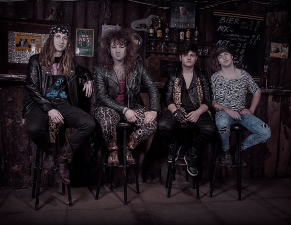 Könnte eine coole Nummer werden, wenn Red Poisen loslegen.