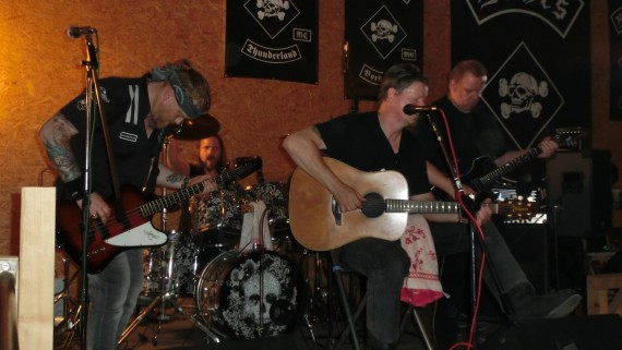 Daalschlag heizte den Männer mit seinem Moped-Metal mal wieder ordentlich ein!