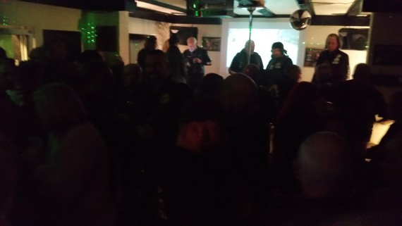 Da soll ich mich jedes mal für einen Shot durchzwängen? Nö!