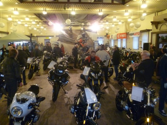 In der großen Halle dominierten ganz klar die bikes!
