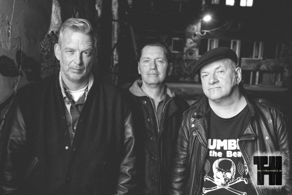 In Originalbesetzung beackern Rumble on the Beach am Weekend den Mindener Bunker! 